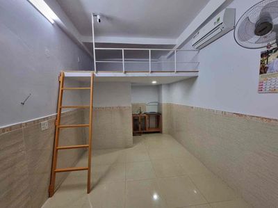Kiot front 140 Vườn Lài, broad alley in the cool, only 4.4 million/T.