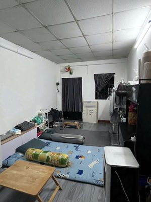 Rent house. Phạm Thế Hiển.4-4. 8th.