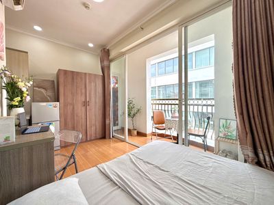 The apartment is full of balconies right in K300-A4-Charin - University huflit