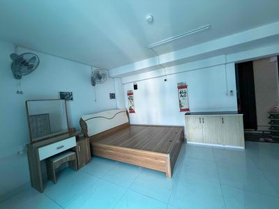 Cheap motel room