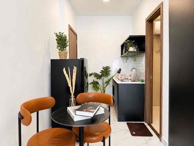Rent a county service apartment (at Tân Định).
