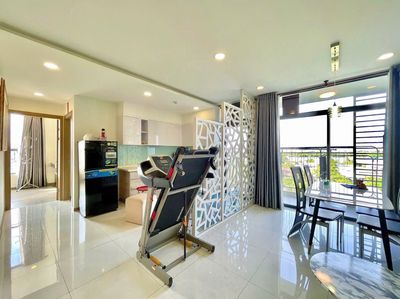 Rent the apartment Riva Park, Nguyễn Tất Thành, District 4, price: 15 million a month.