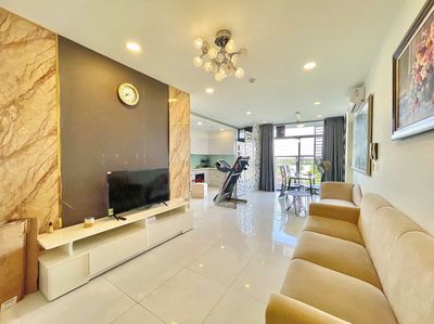 Rent the apartment Riva Park, Nguyễn Tất Thành, District 4, price: 15 million a month.