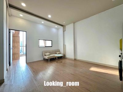 A super-size bedroom - a full interior wash alone