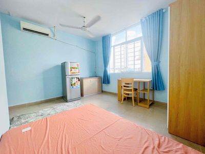 studio full of Bắc Hải - cmt8 - right here in the private market park