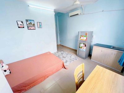 studio full of Bắc Hải - cmt8 - right here in the private market park