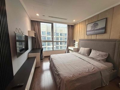 Two high-end furniture bedrooms, 100 percent rent.
