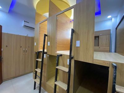 For a new cheap dorm, there's a 1 million-to-four-month discount.