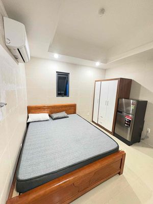 Rent studio full interior as large as the building next to pmh District 7