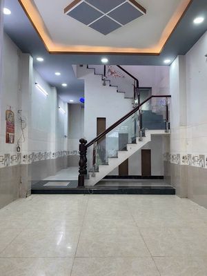 Renting Hương Lộ 2- Carway lane 5 M through