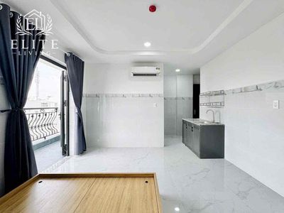 New service apartment, balcony, full interior - Lê Văn Việt