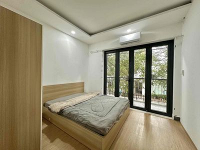 apartment 2 Bedroom 70 M24-6 people in District 10 are bordering Newping