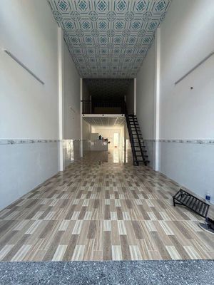The 4 x 20th floor has a kitchen, and the bedroom is near the New Fun.