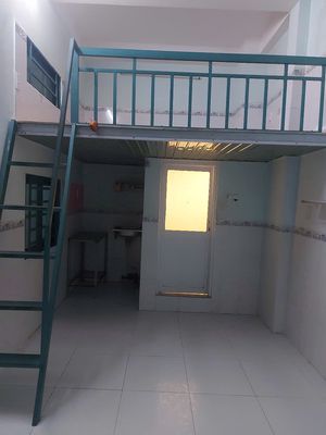Rent a motel room at 297th Street.