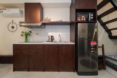 Open district service apartment 1 (in the eighth park)