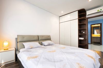 The system for renting short centrosa dollars & one bedroom - two bedrooms - three bedrooms