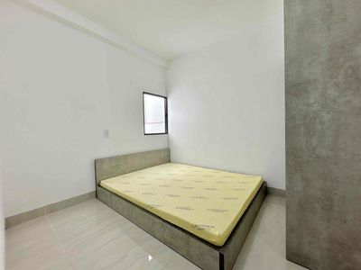One bedroom, one living room.