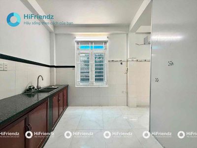 Free kitchen separation, clear room 12