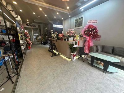 House 1 .3th floor bedroom 5 x 20 meters prefrontance number 7kic Himlam District 7
