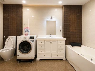 Room service - 2 bedroom - full interior - Long live city