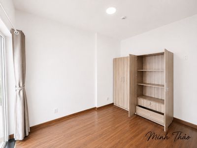 Rent a Saigon Mia-two bedroom. A basic interior toilet.