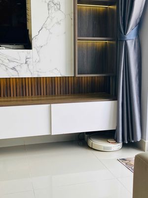 Rent three bedrooms. Two bathrooms. 90 meters.