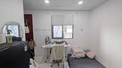A small window room in the lovely Phú Nhuận district