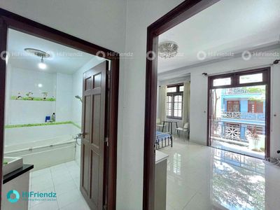 Rent the entire second floor of the full interior bedroom near ueh cs N, the Constitution...