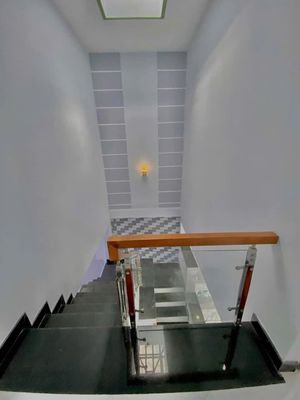 Need to rent an alley house 3-1 A Phan Xích Long-7* 1 Q. Phú Nhuận