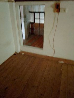 Rent room.