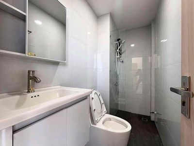 The apartment is 40 meters wide, right in Etown Cộng Hoà.