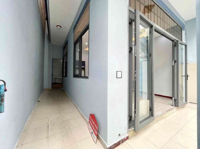 To rent hxt, Cộng Hoà, Q.V.