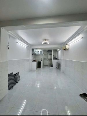 Rent a house - Vạn Kiếp – Bình Thạnh - alley three guard