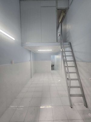 The new Dương Quảng Hàm, 3.5 mx10 meters, one floor, two toilets, alleycars
