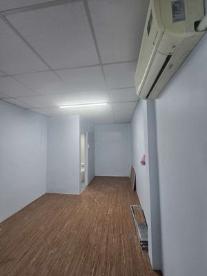 The new Dương Quảng Hàm, 3.5 mx10 meters, one floor, two toilets, alleycars