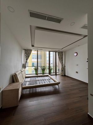 Renting the First District Bills 1 - Near the Institute, 4 x 25 - 1 Land 2th floor, Kreatd