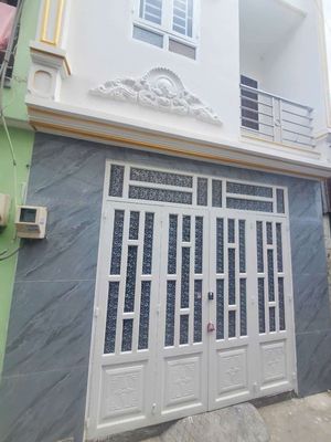Rent the interior six million. Two bedrooms, two bedrooms.