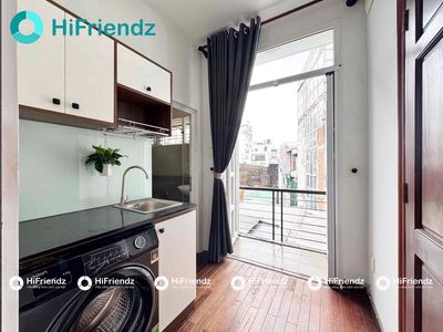 Rent a suite for the late Tân Định full elevator furniture.