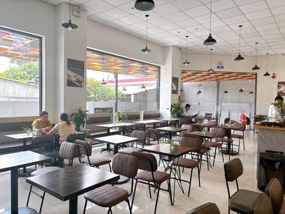 Southern dorm, Ute University, hub, Thủ Đức, Free out - just four minutes ride.