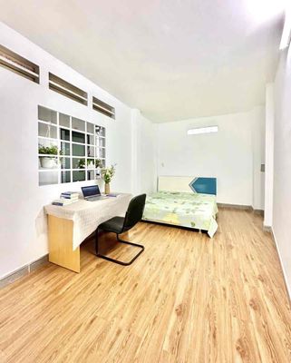 A kitchen bedroom with air conditioning in the 12-huflit hormone market.