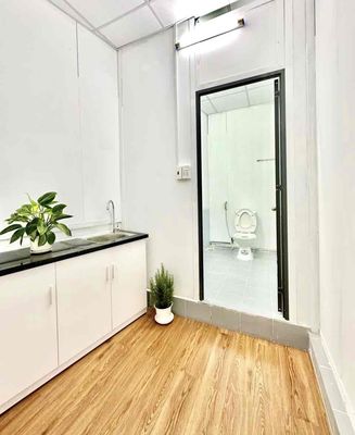 A kitchen bedroom with air conditioning in the 12-huflit hormone market.