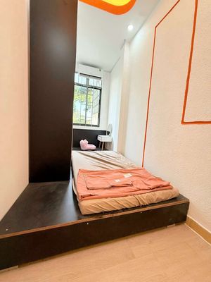 Two bedrooms with private washing machines near uthtfu