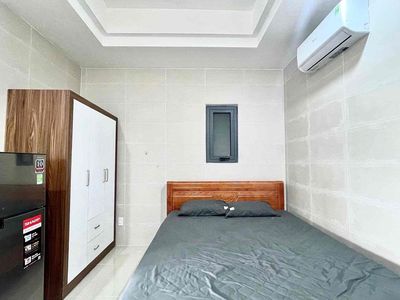A clear window studio right next to Phú Mỹ comes from the lotte mart