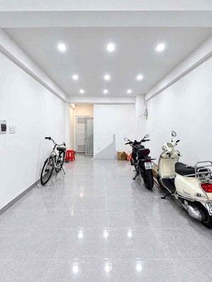 Phan Bội Châu Bình Thạnh fronts 4 meters long 15 meters 3 floors 26 million