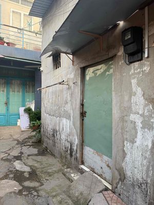 Rent room 1 million8.