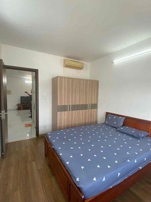 Two bedrooms, two bathrooms, 78 meters full of Copac Square furniture.