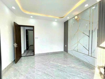 Rent the 7th District House 645 Trần Xuân Soạn, the Bank of the 10 million