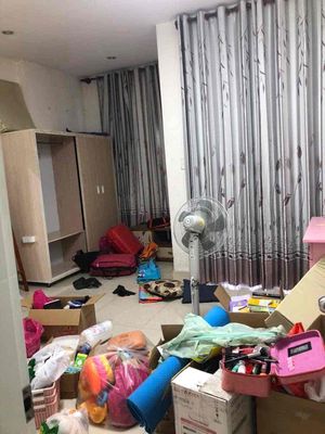 The full interior closes to the mountain-stealing style for rent
