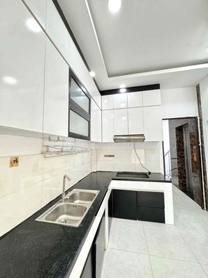 Cityland Parkhills' apartment costs 1 bedroom from 5 million, 2 bedrooms from 8 million.