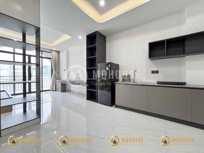 Studio Partition Service Service Full Seven Supremes District 7 near Ufre